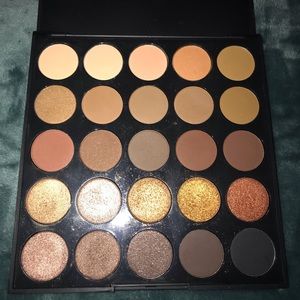 Morphe palette